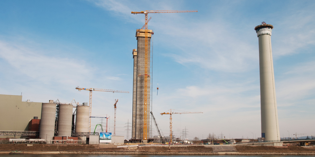 Verbeterde constructies van schoorstenen en koeltorens